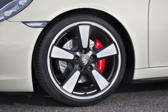 Porsche 911 50 Jahre 8